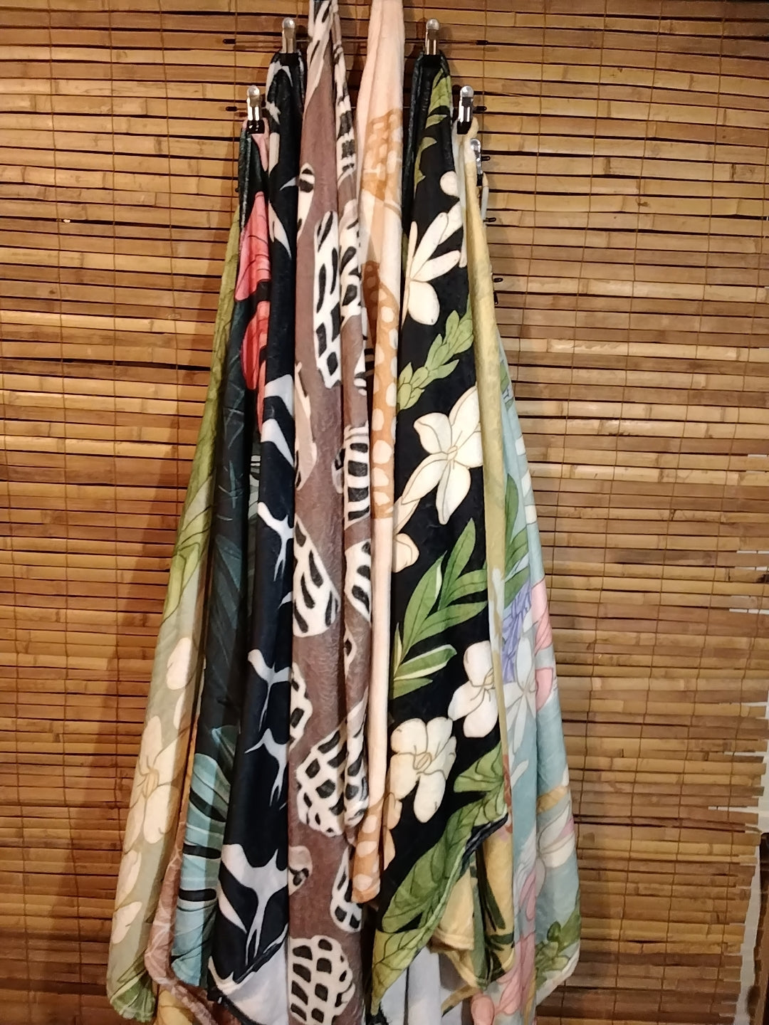 Hawaiian Style Fleece Throws