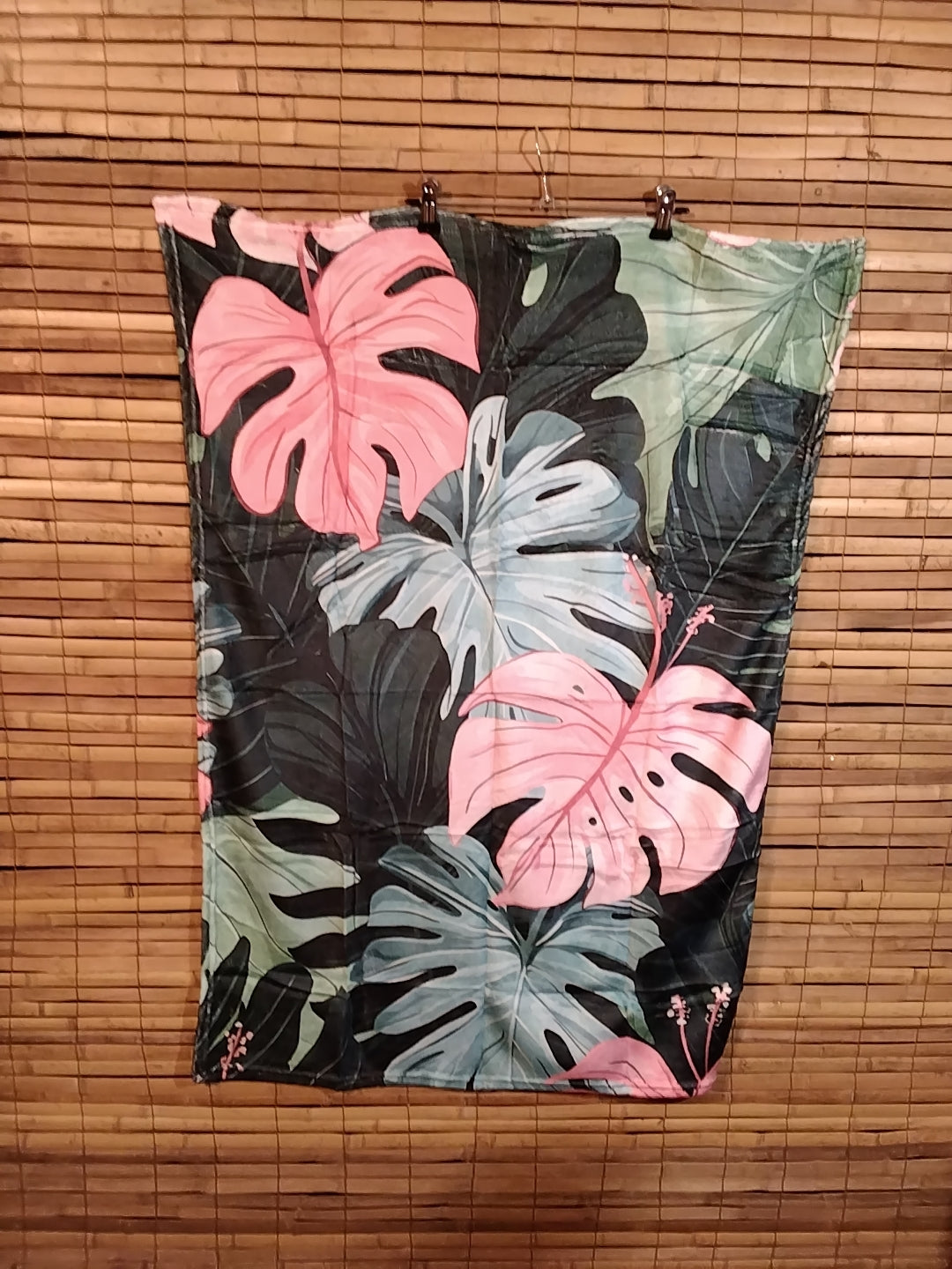 Hawaiian Style Fleece Throws