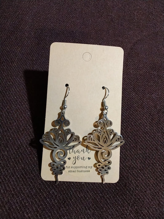 Laser cut silver earrings